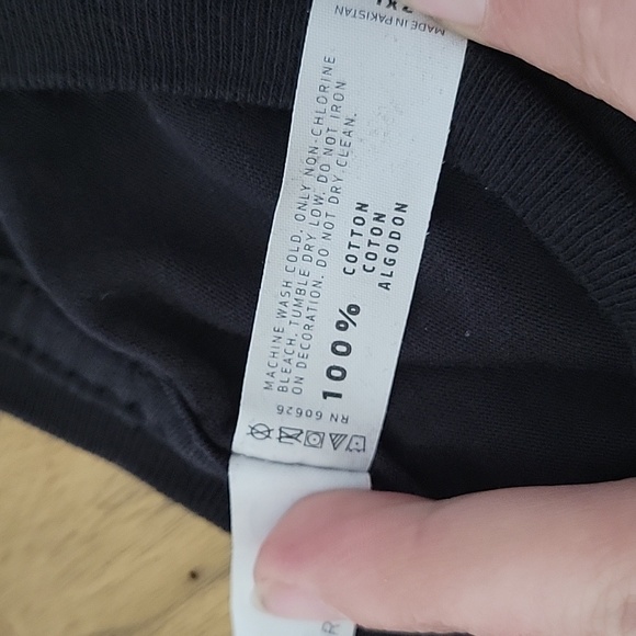 Disney themed 2XL black with white screenprinted Disney names Mickey Mouse ears - Picture 3 of 8